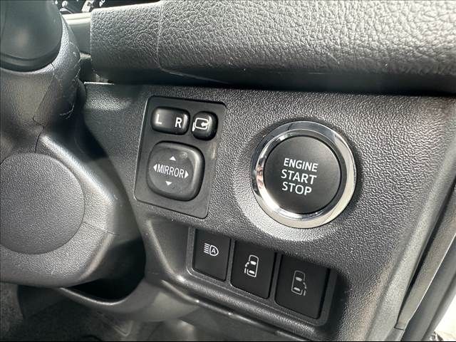 TOYOTA HIACE VAN 2WD 2019 Image 31