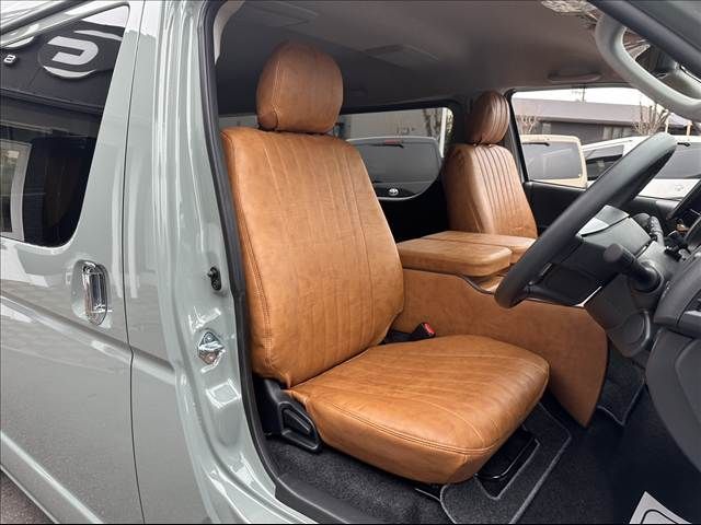 TOYOTA HIACE VAN 2WD 2026 Image 31