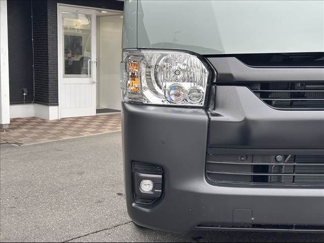 TOYOTA HIACE VAN 2WD 2026 Image 31