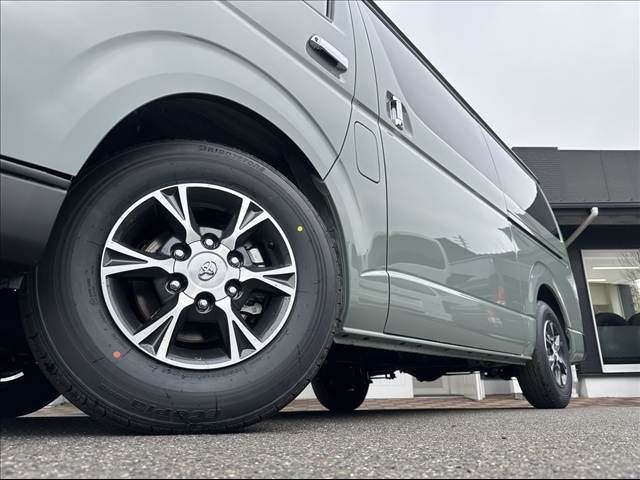 TOYOTA HIACE VAN 2WD 2026 Image 31