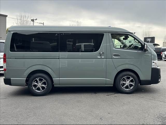 TOYOTA HIACE VAN 2WD 2026 Image 31