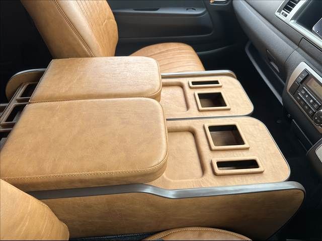 TOYOTA HIACE VAN 2WD 2026 Image 31