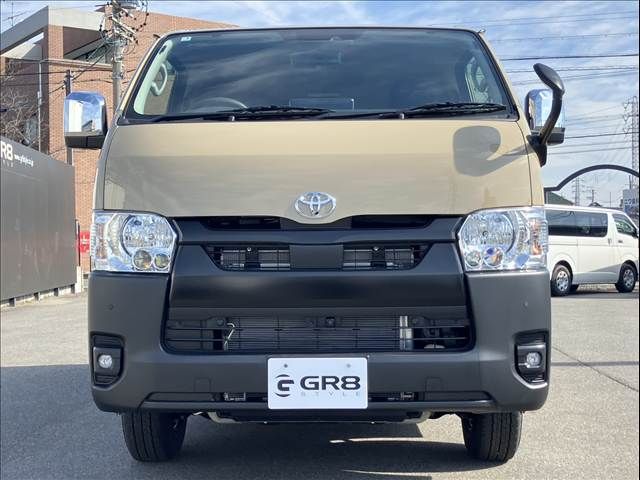 TOYOTA HIACE VAN 4WD 2026 Image 31