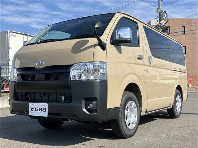 TOYOTA HIACE VAN 4WD 2026 Image 31