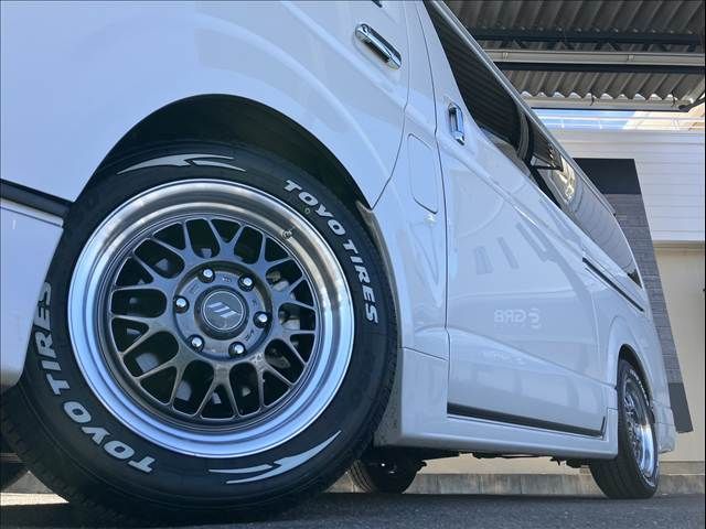 TOYOTA HIACE VAN 4WD 2022 Image 31