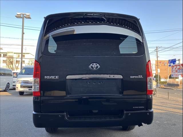 TOYOTA HIACE VAN 2WD 2025 Image 31