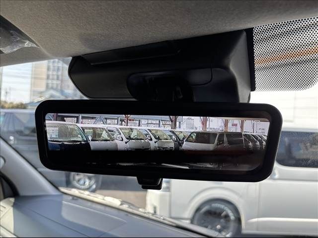 TOYOTA HIACE WAGON 4WD 2025 Image 31