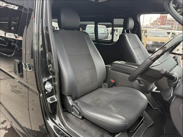 TOYOTA HIACE VAN 4WD 2021 Image 31