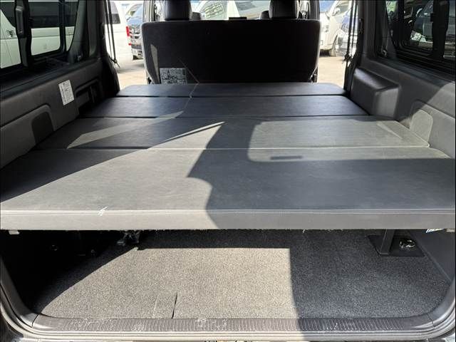 TOYOTA HIACE VAN 4WD 2021 Image 31