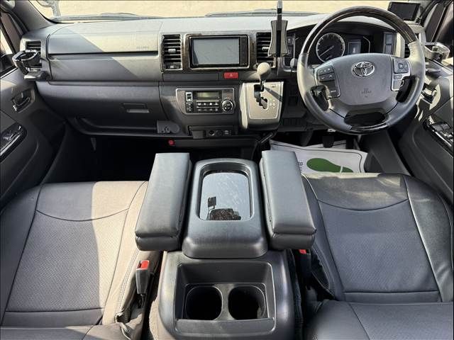 TOYOTA HIACE VAN 2WD 2021 Image 31