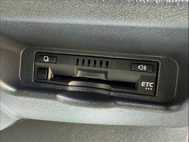 TOYOTA HIACE VAN 2WD 2021 Image 31