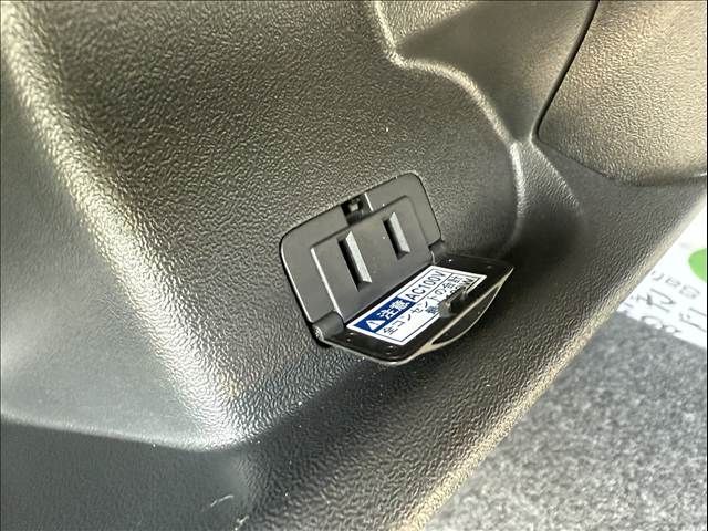 TOYOTA HIACE VAN 2WD 2021 Image 31