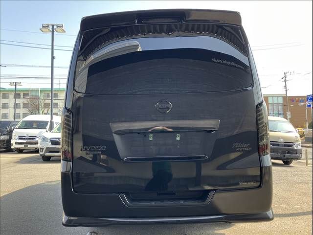 NISSAN NV350 CARAVAN 2017 Image 31