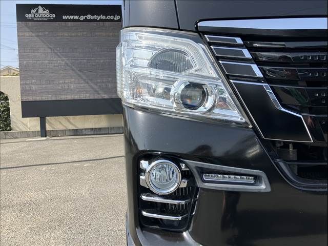 NISSAN NV350 CARAVAN 2017 Image 31