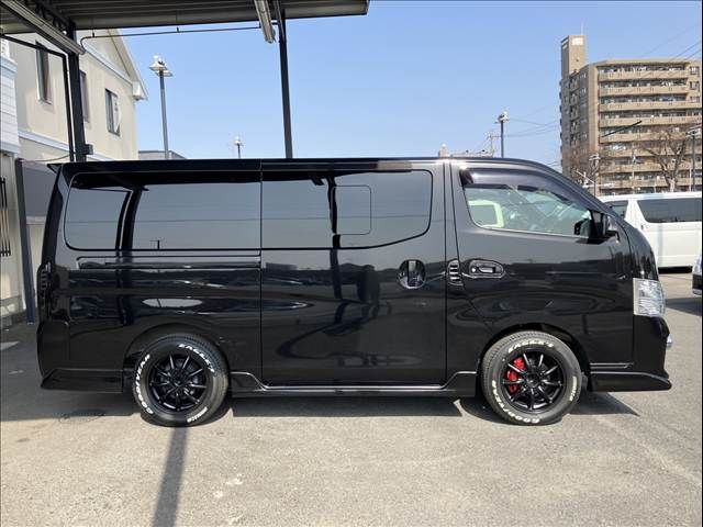 NISSAN NV350 CARAVAN 2017 Image 31