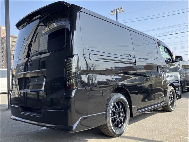 NISSAN NV350 CARAVAN 2017 Image 31