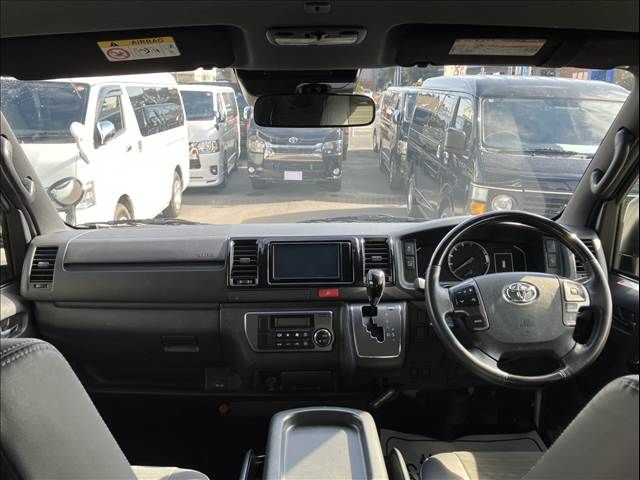 TOYOTA HIACE VAN 2WD 2025 Image 31