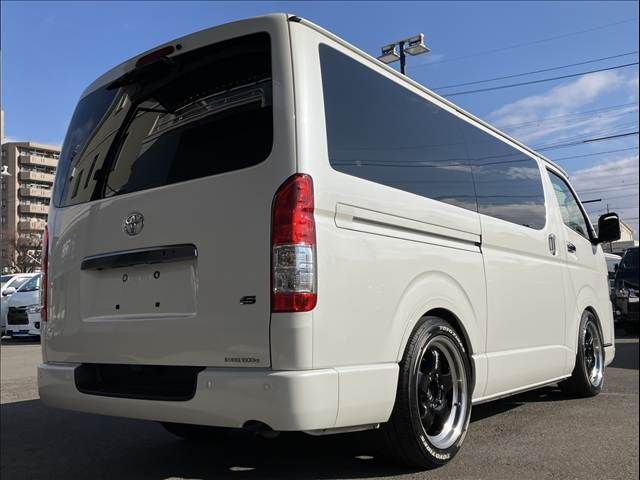TOYOTA HIACE VAN 2WD 2025 Image 31