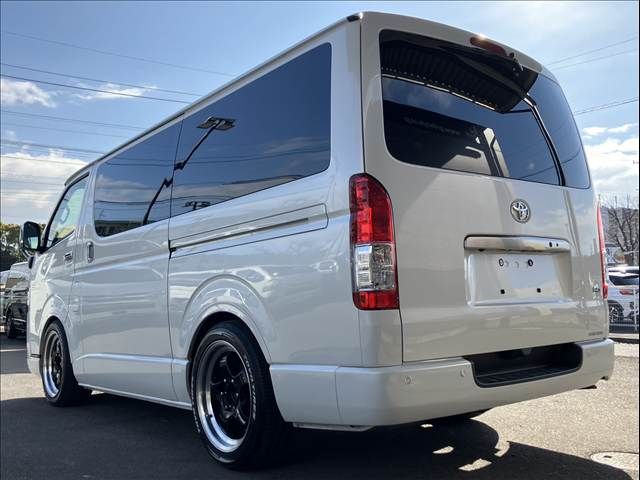 TOYOTA HIACE VAN 2WD 2025 Image 31