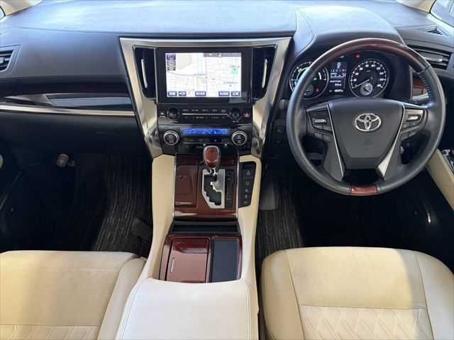 TOYOTA ALPHARD HYBRID 4WD 2015 Image 31