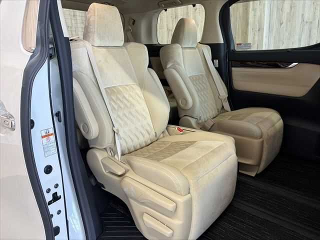TOYOTA ALPHARD HYBRID 4WD 2015 Image 31