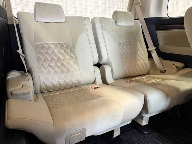 TOYOTA ALPHARD HYBRID 4WD 2015 Image 31