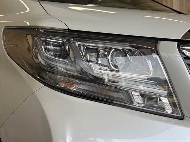 TOYOTA ALPHARD HYBRID 4WD 2015 Image 31
