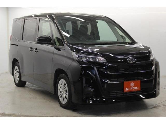 TOYOTA NOAH 2022 Image 31