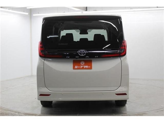 TOYOTA NOAH 2022 Image 31