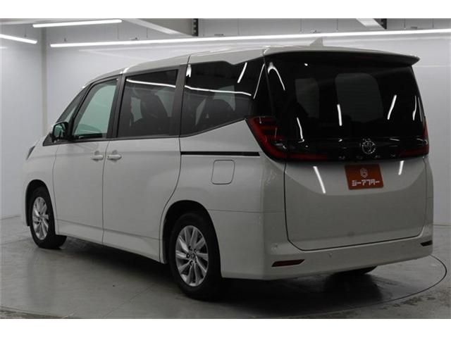 TOYOTA NOAH 2022 Image 31