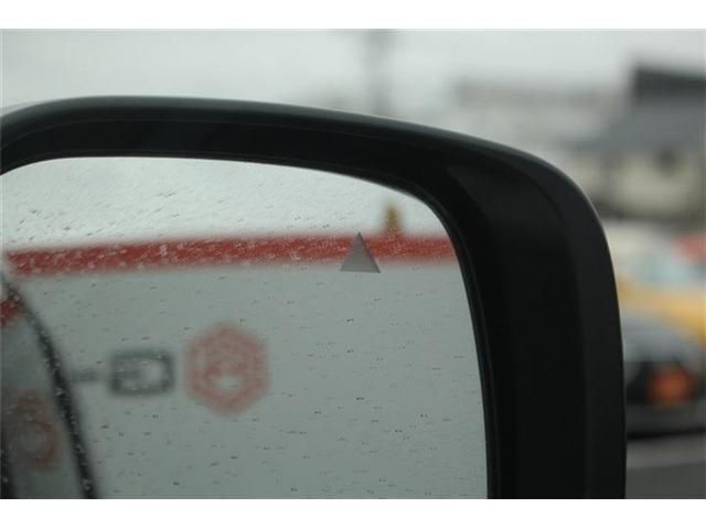 NISSAN ELGRAND 2024 Image 31