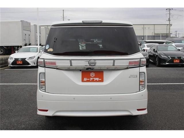 NISSAN ELGRAND 2024 Image 31