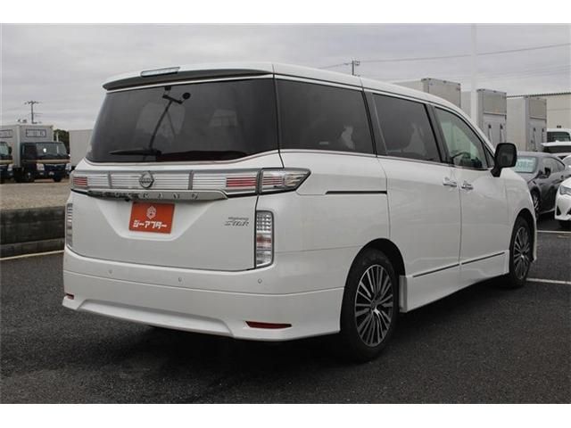NISSAN ELGRAND 2024 Image 31