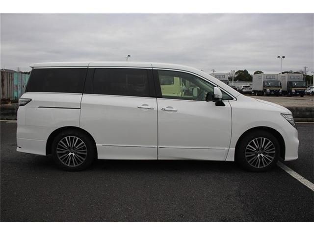 NISSAN ELGRAND 2024 Image 31