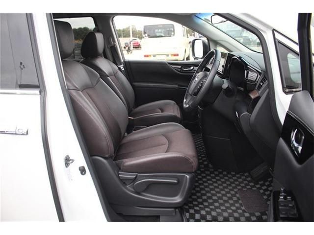 NISSAN ELGRAND 2024 Image 31