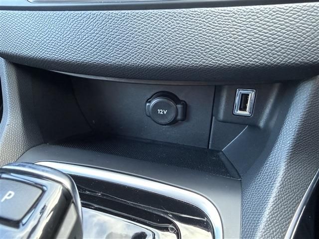 PEUGEOT 308 2020 Image 31