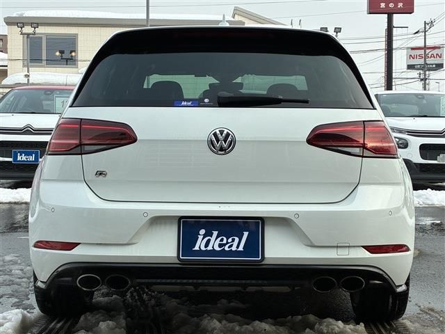 VOLKSWAGEN GOLF R 2017 Image 31