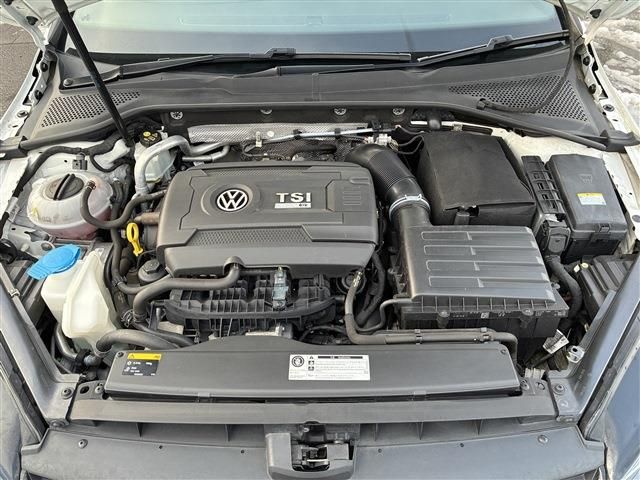 VOLKSWAGEN GOLF R 2017 Image 31