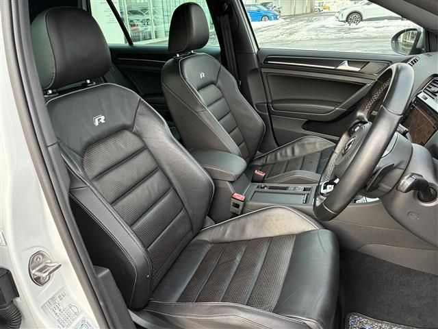 VOLKSWAGEN GOLF R 2017 Image 31