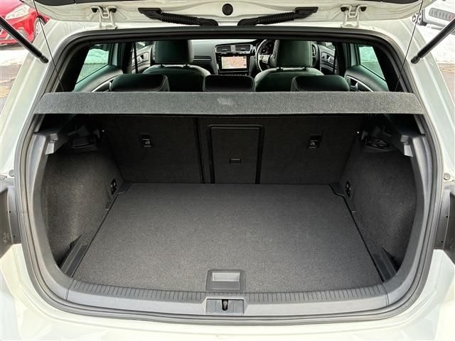 VOLKSWAGEN GOLF R 2017 Image 31