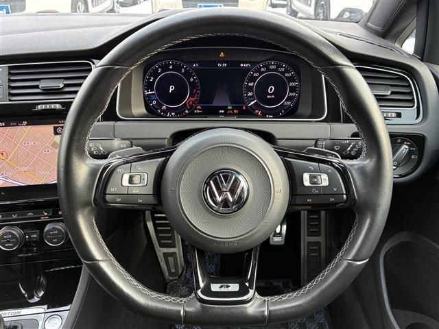 VOLKSWAGEN GOLF R 2017 Image 31