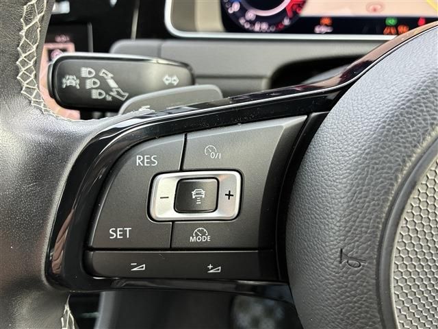 VOLKSWAGEN GOLF R 2017 Image 31