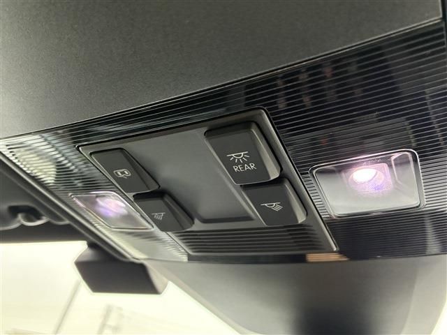 VOLKSWAGEN GOLF R 2017 Image 31