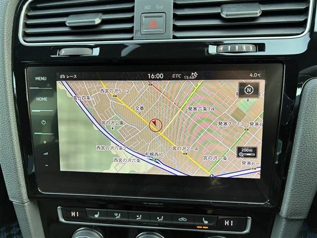 VOLKSWAGEN GOLF R 2017 Image 31