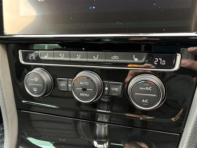 VOLKSWAGEN GOLF R 2017 Image 31