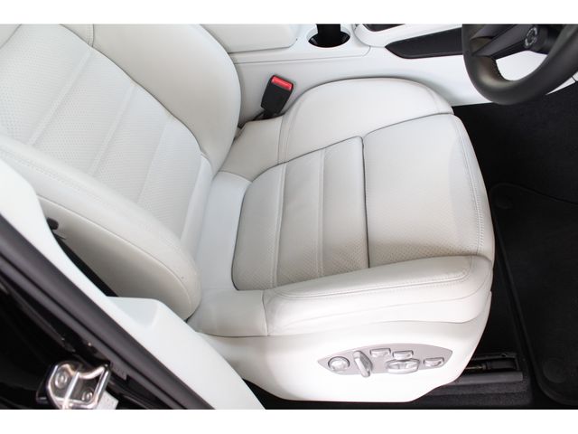 PORSCHE MACAN 2022 Image 31