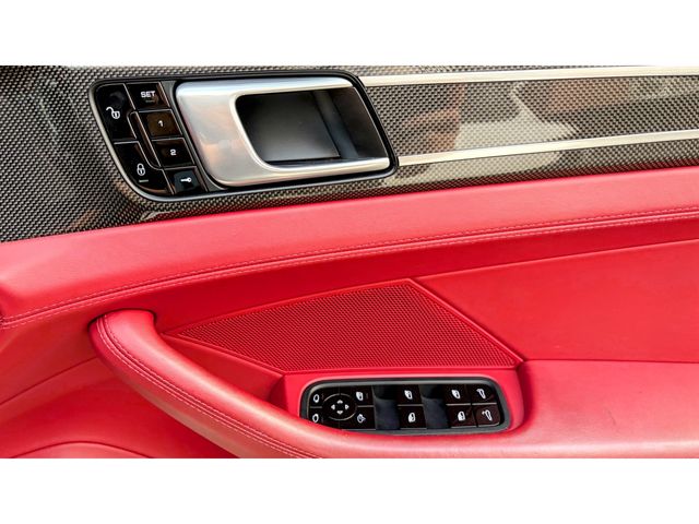 PORSCHE PANAMERA SPO 2019 Image 31