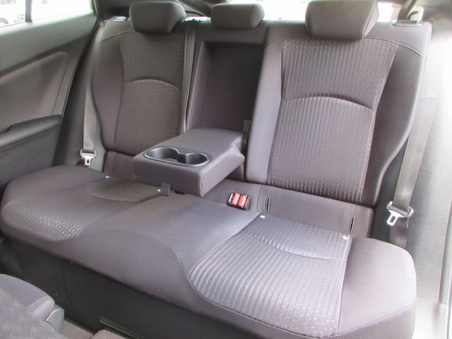 TOYOTA PRIUS 2017 Image 31