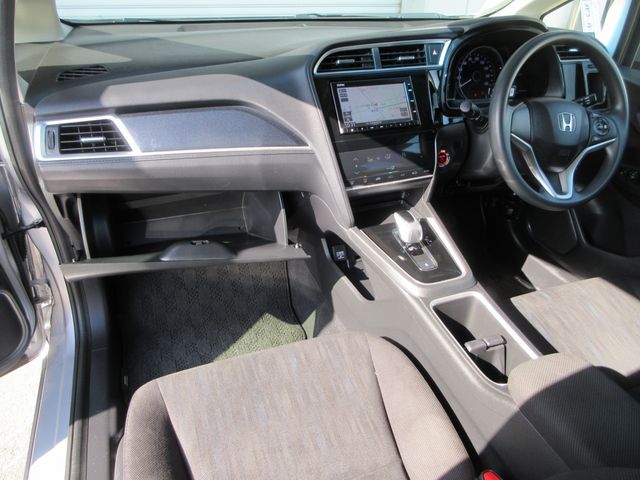 HONDA SHUTTLE HYBRID 2020 Image 31