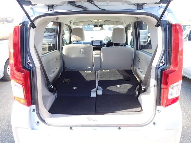 DAIHATSU MOVE 2020 Image 31